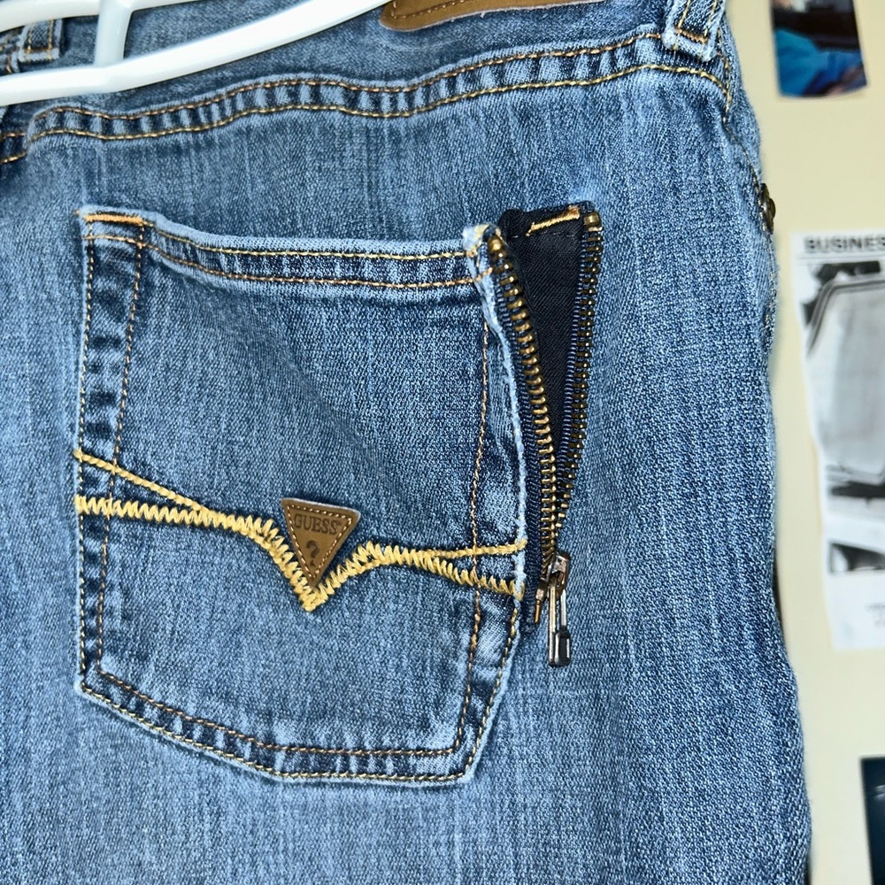 Guess Slim Boot Jean - Picture 4 of 4